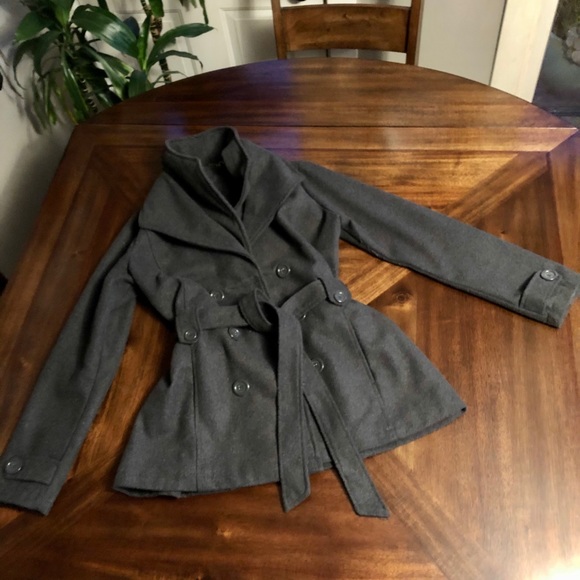 ‼️SOLD‼️🐻❄️Grey Double Breasted Pea Coat🐻❄️